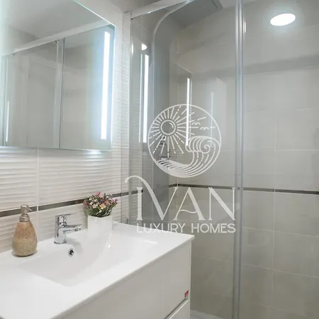 Casa Adrian Ivan Luxury Homes 5ªplta Sur 1ªlinea Oropesa del Mar